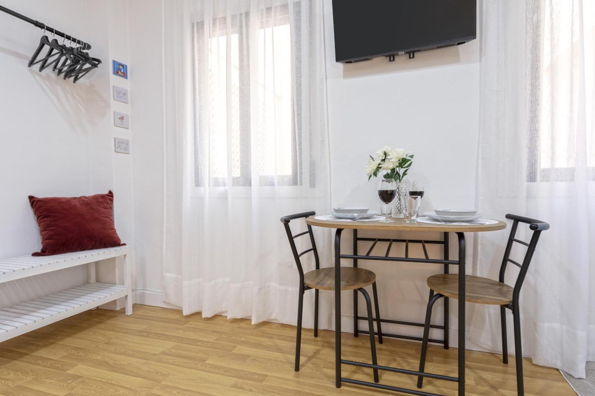 -malagasunapts-estudio Picasso Capuchinos * Málaga